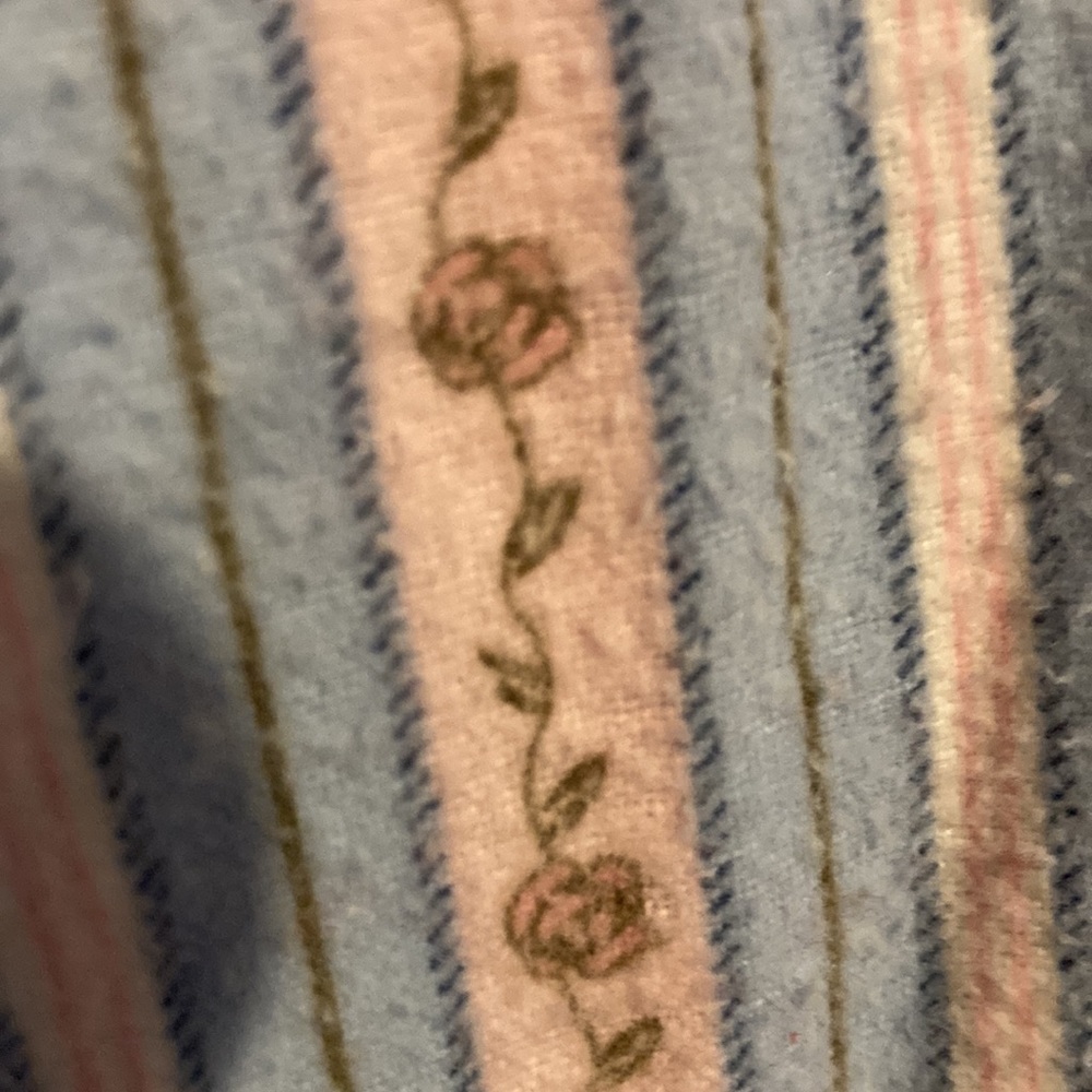 ❤️ Flannel Rose Print Pj Bottoms - Picture 4 of 5